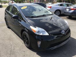 13 Toyota Prius $3500 Down